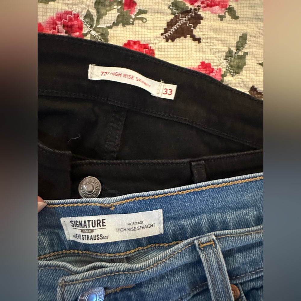 6 Pairs of Name brand jeans!! Democracy, Levi’s, etc. all size 16, some NWT - Picture 7 of 11